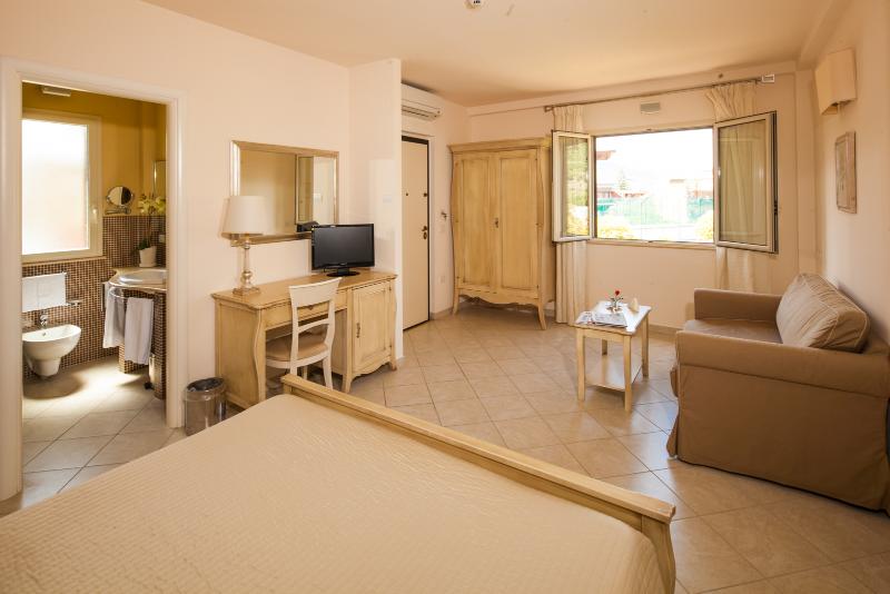 Alcantara Resort Room