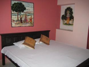 Pushp Guest House 