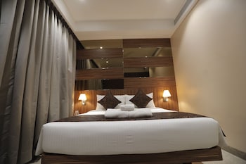 Hotel Radiance 