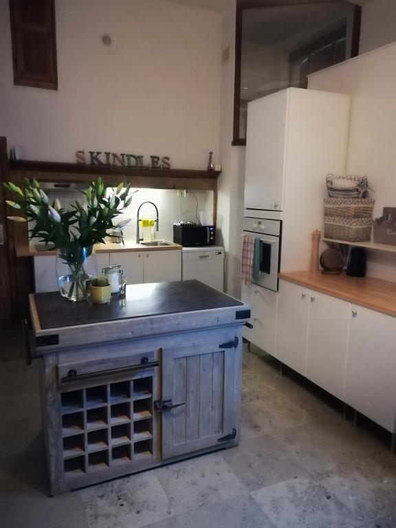Skindles Guesthouse 
