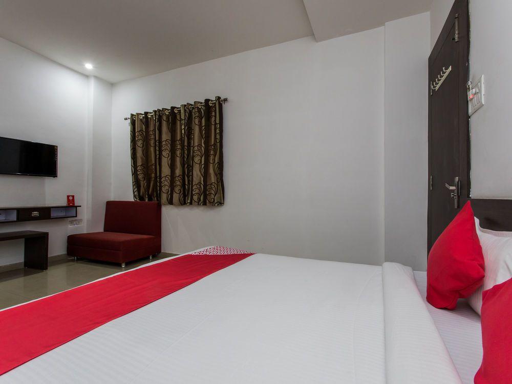 Oyo 9969 Hotel Kshipra Dham 