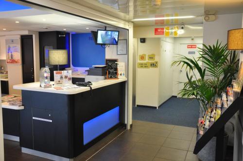 Ibis Budget Calais Coquelles Tunnel Sous La Manche 