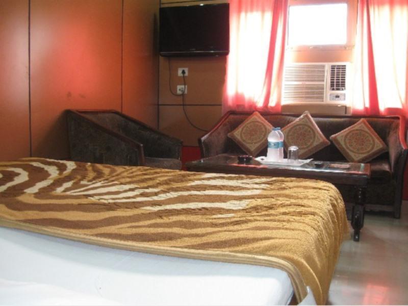 Hotel Shiv Ganga 