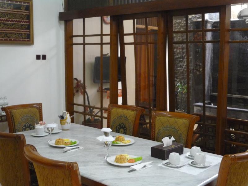 Guest House Pogung Baru 
