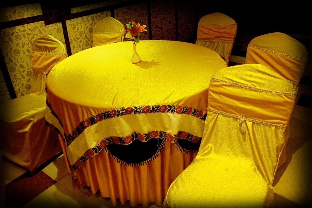 Hotel Simna International Banquet Hall