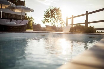 Hotel Tann Outdoor Pool