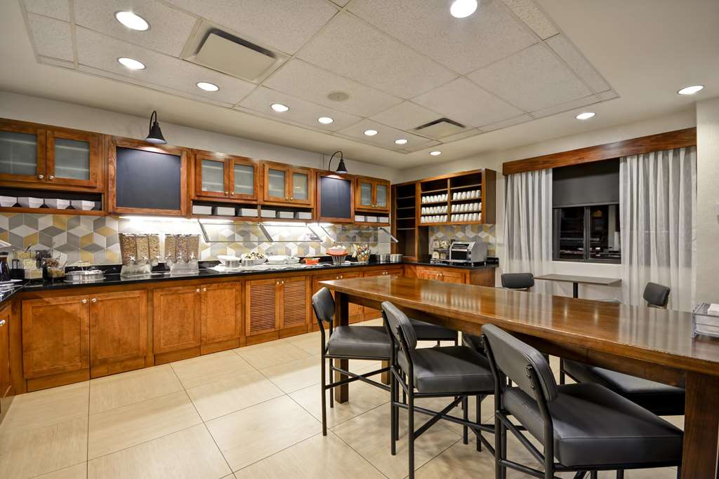 Hyatt Place Miami Airport West Doral - photo 4