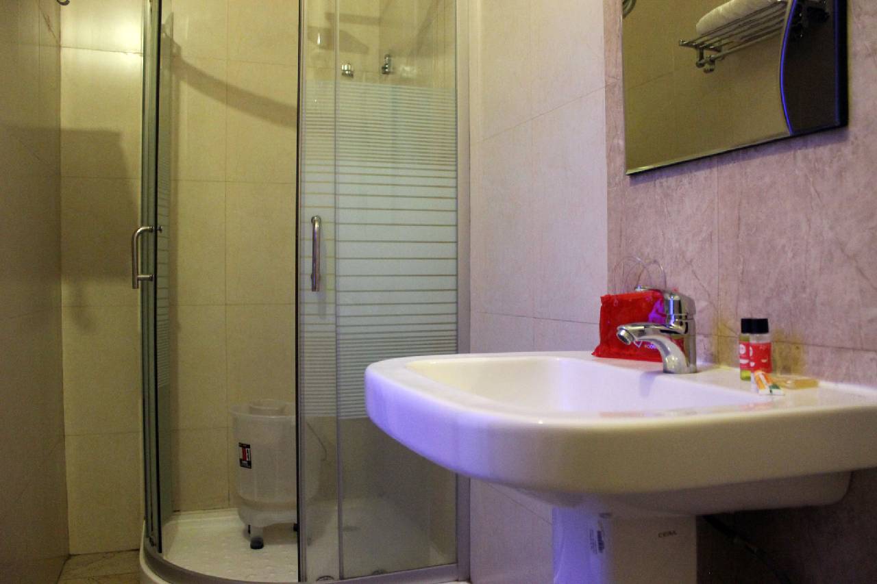 Oyo Rooms Swargashram Rishikesh 