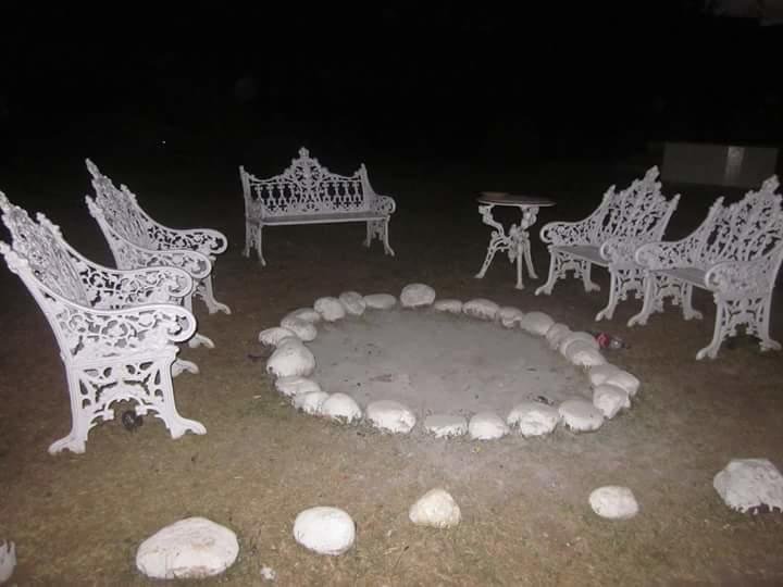 Kings Wild Retreat 