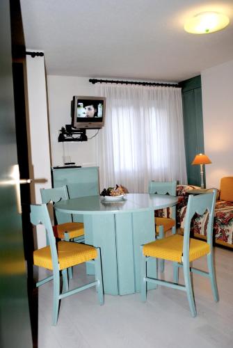 Residence Antares (رزیدنس آنتارس) 