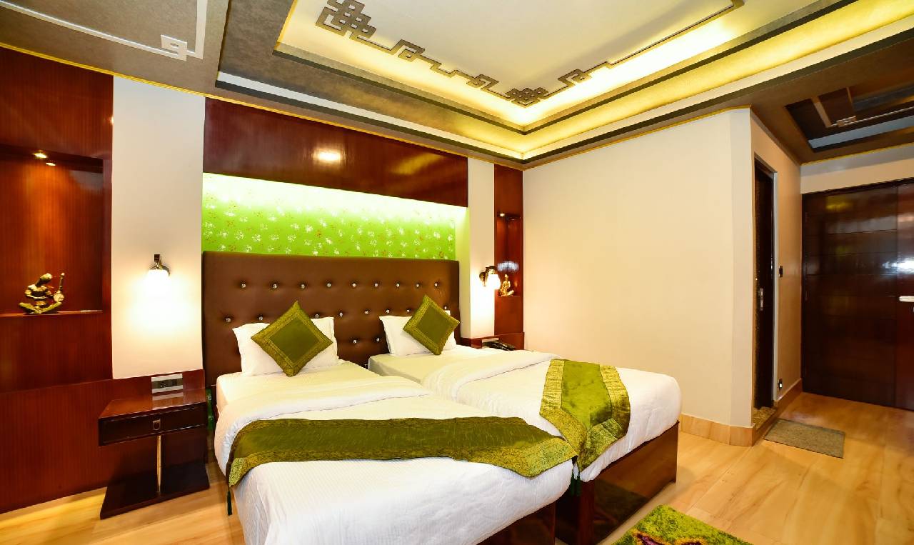 Treebo Hotel Tarcon 
