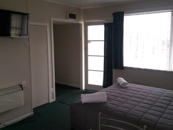Palm Motel Waihi Guestroom
