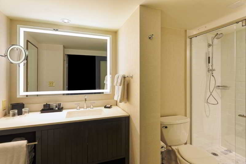 Jw Marriott Houston Room