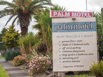 Palm Motel Waihi Hotel Entrance