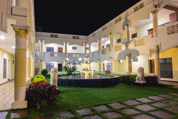 Hotel Landmark Guestroom