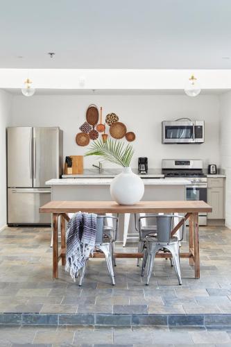 Sleek 2br In Marigny By Sonder 