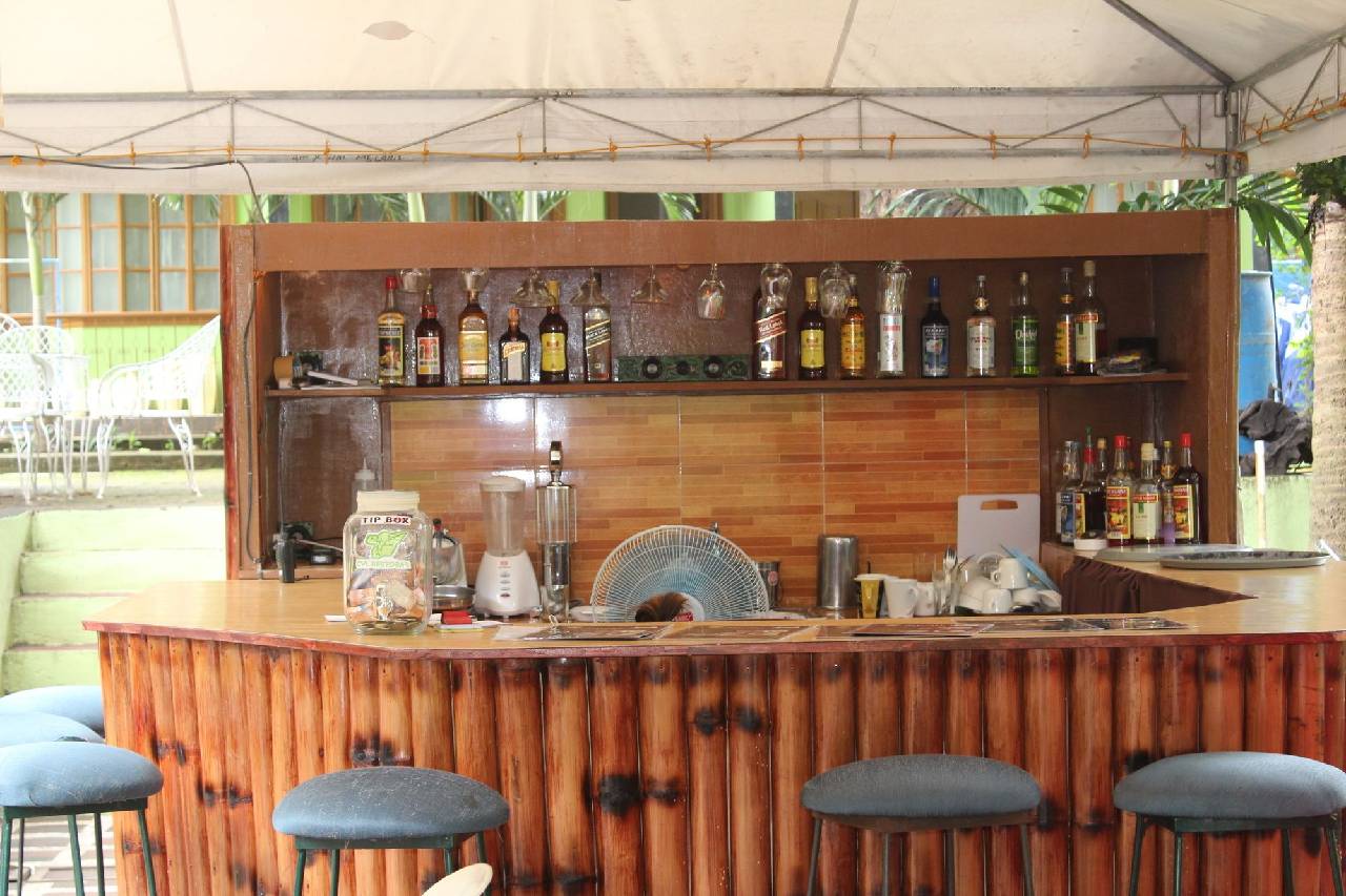 Coron Village Lodge 
