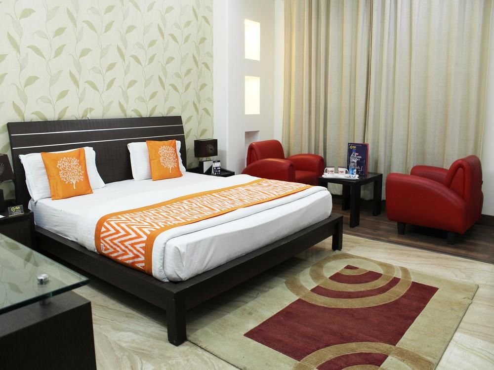 Oyo Premium Huda Metro 