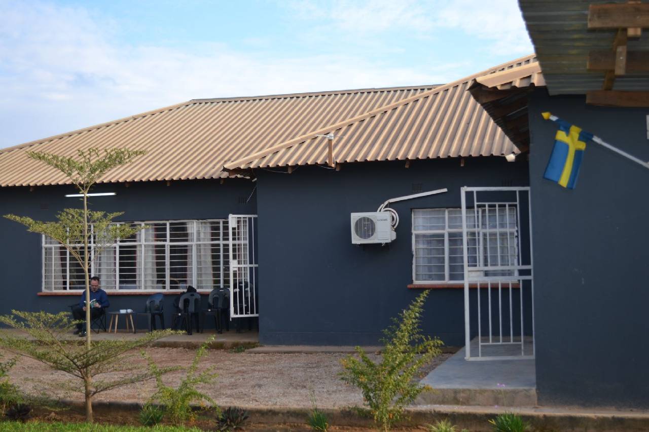 Honeybed Lodge 