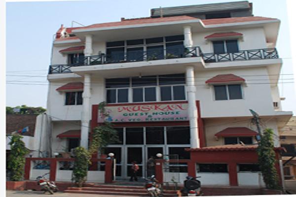 Muskan Hotel 