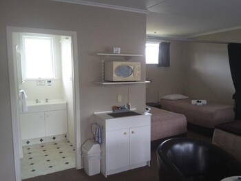 Palm Motel Waihi Guestroom