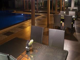 The Yellow Bamboo Resort 