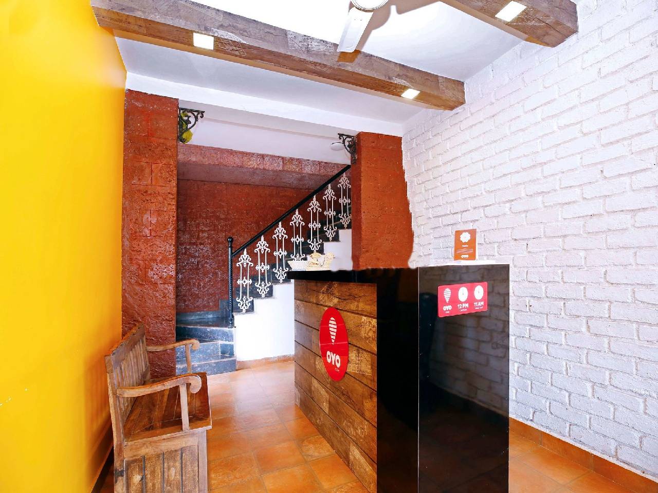 Oyo 9850 Hotel On The Rocks 