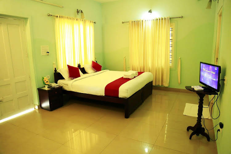 Aruvi Resort Munnar 