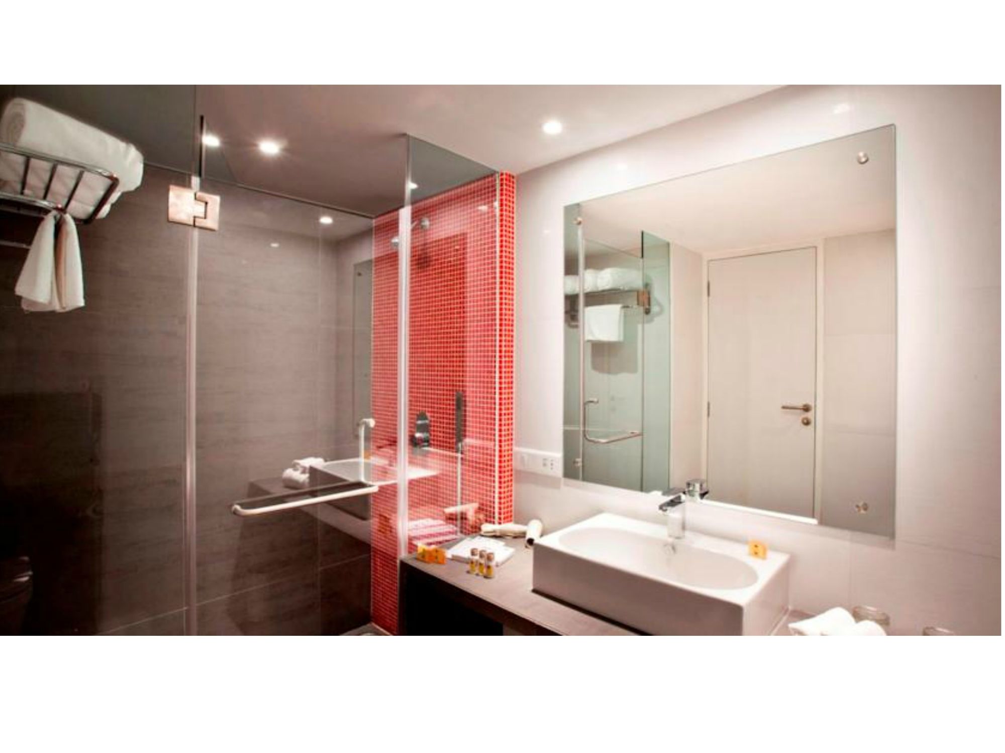 Country Inn & Suites By Radisson Navi Mumbai 