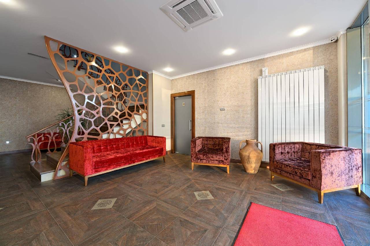 Hotel Tomis 