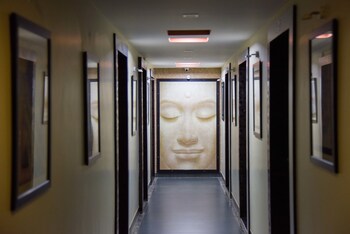 Hotel Tulsi Residency Hallway