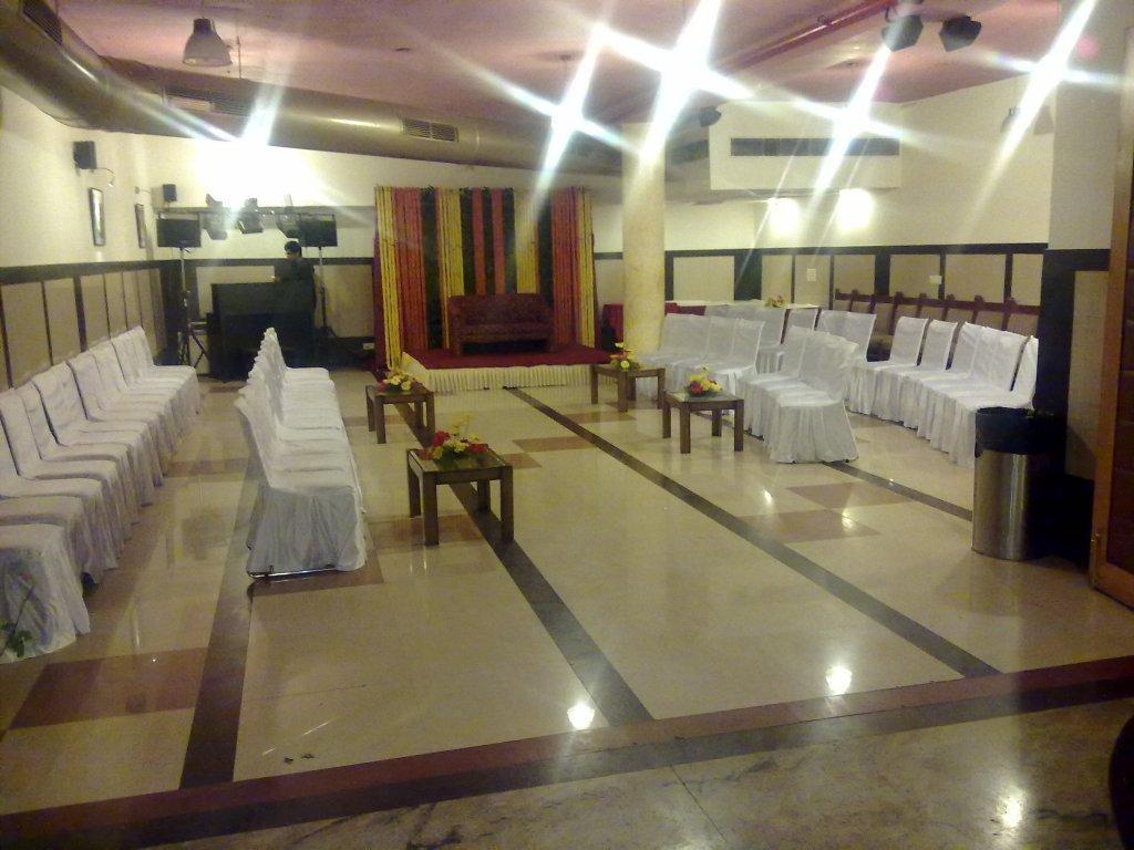 Hotel Pallavi West 