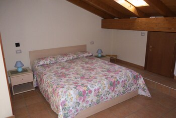 Nina & Berto Guestroom