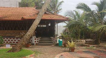 Palm Beach Ayurveda Resort 