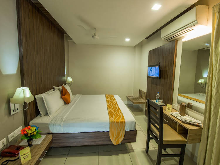 Oyo Rooms Convent Road Tiruchirapalli 