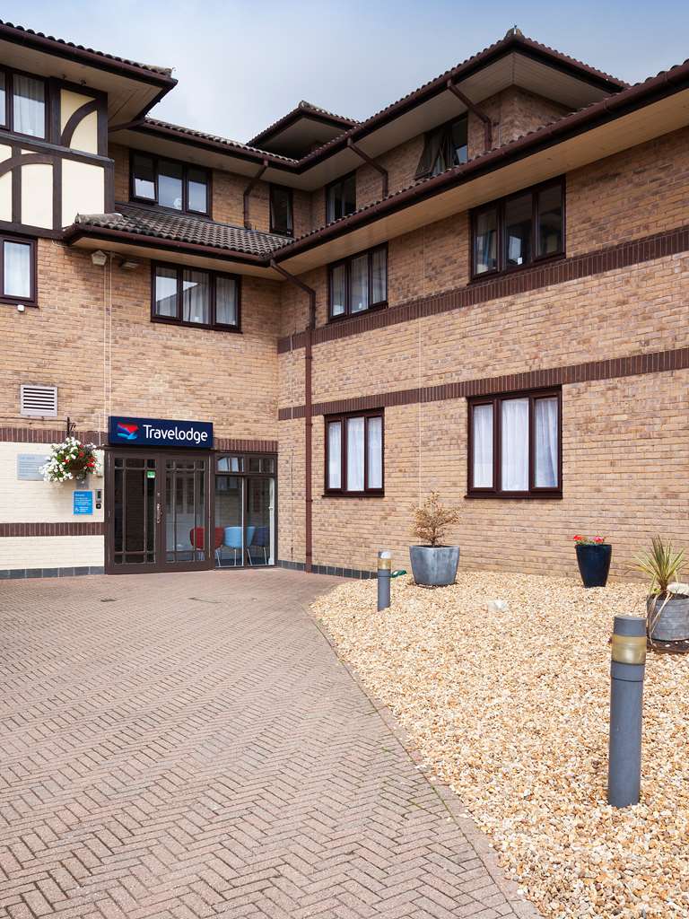 Travelodge Milton Keynes Shenley Church Exterior view