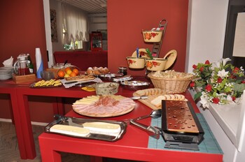 Hotel Morri Breakfast Area
