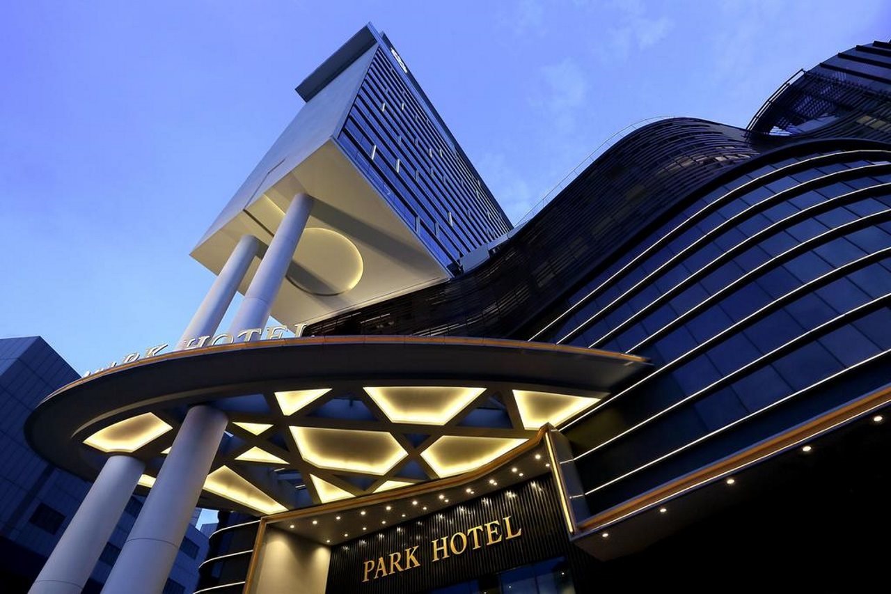 Park Hotel Alexandra (پارك هتل آلکساندرا) 