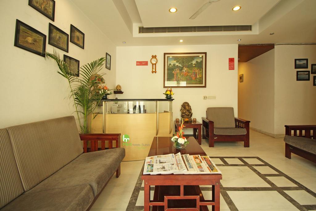 Mint Sarojville Suites 