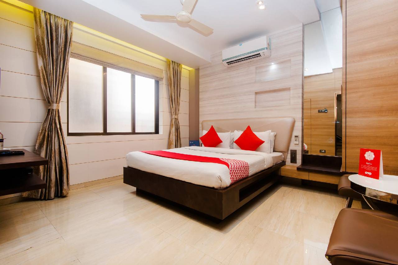 Oyo 8069 Hotel Pratiksha Residency (اویو ۸۰۶۹ هتل پراتیكشا رسیدنكی) 