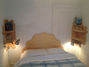 Herbivorian House Guestroom