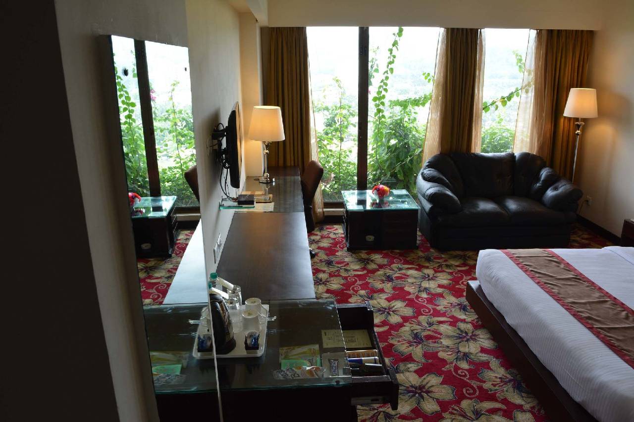 The Lily Hotel 
