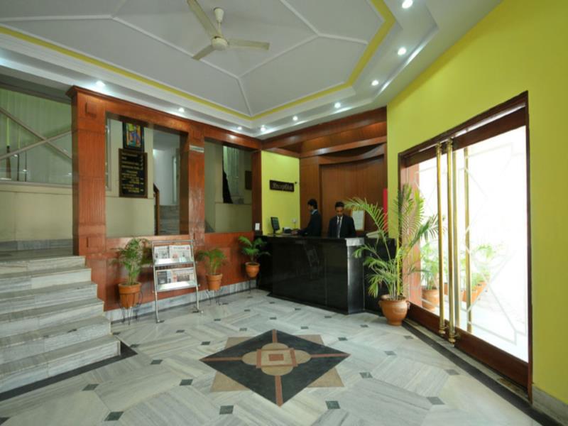 Black Mango Resort 