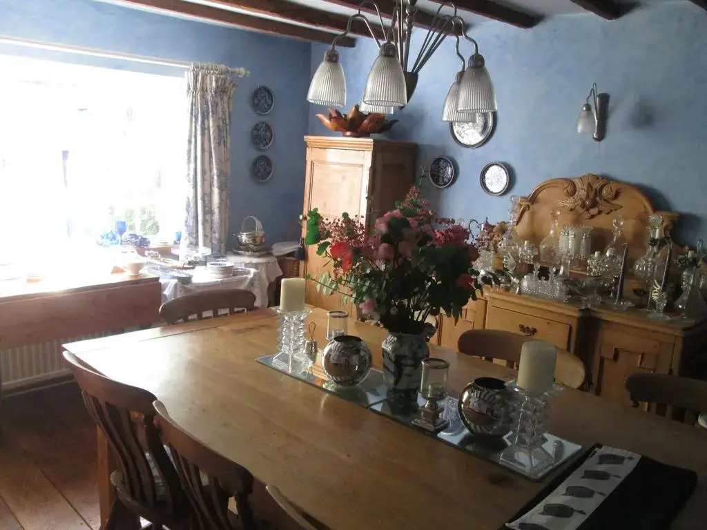 Clayton Wickham Farmhouse 