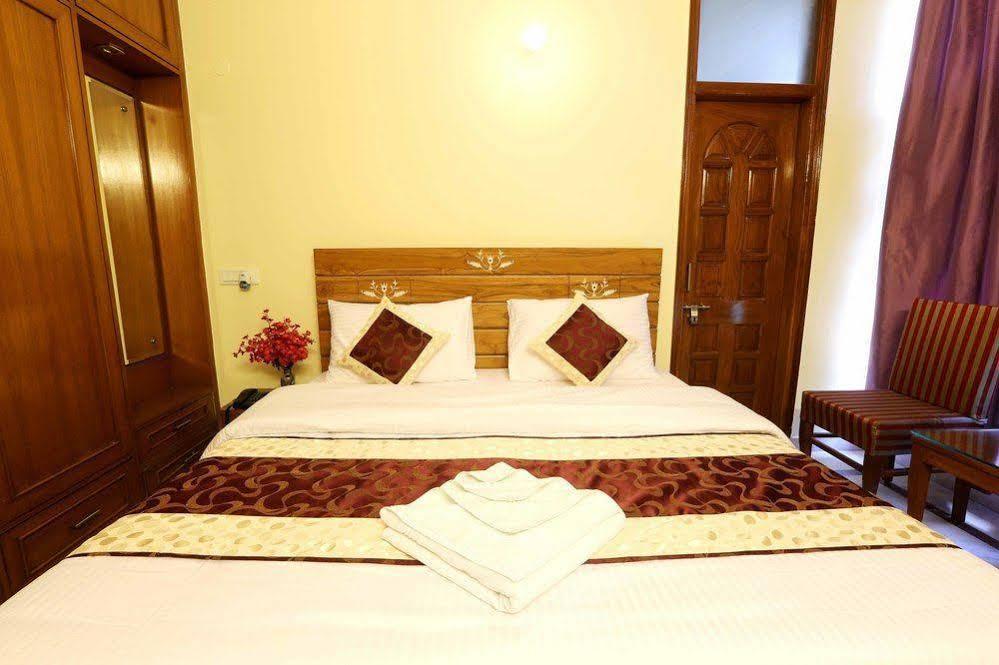 Oyo Rooms Noida Sector 52 Block A 