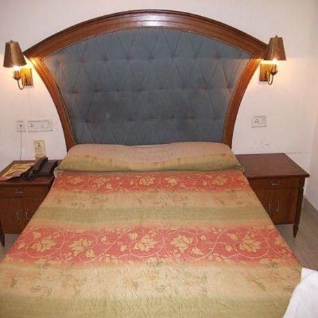 Hotel Saketallahabad 