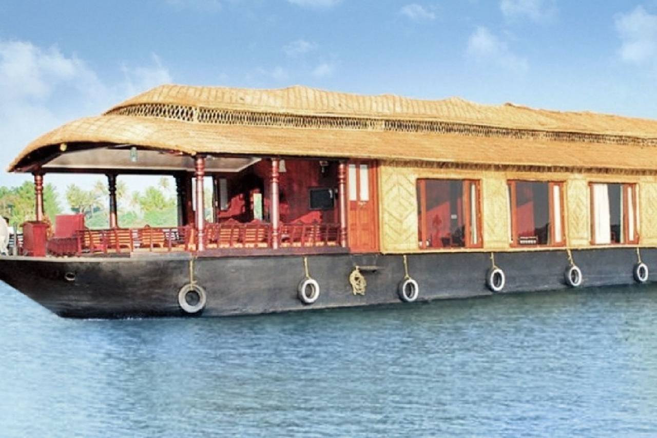 Guesthouser 3 Bhk Houseboat 9f4e 