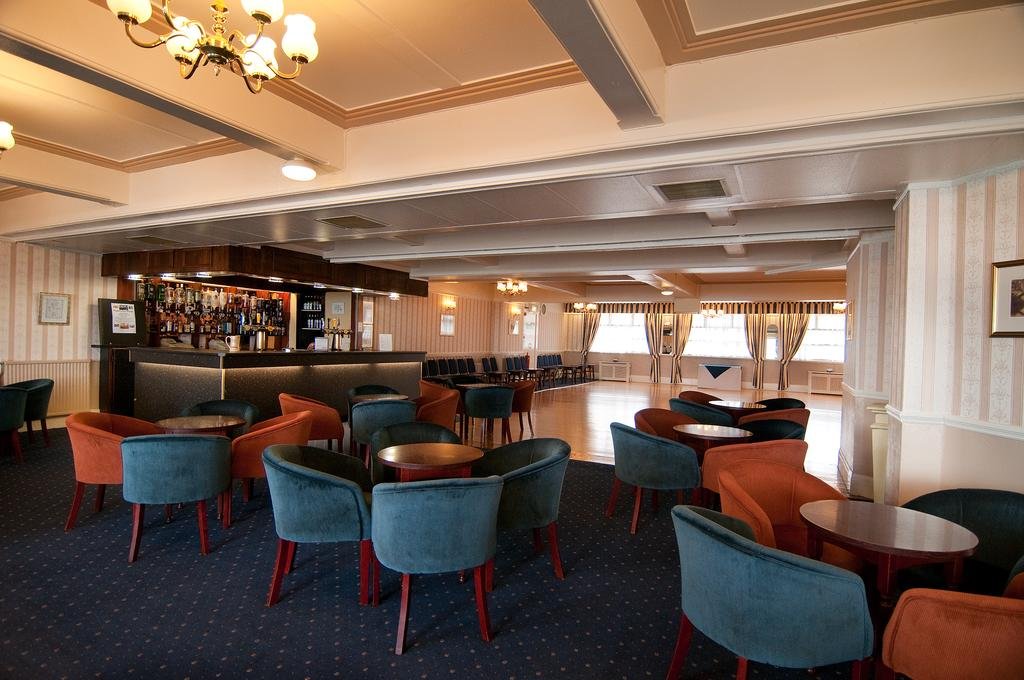 Headway Hotel 