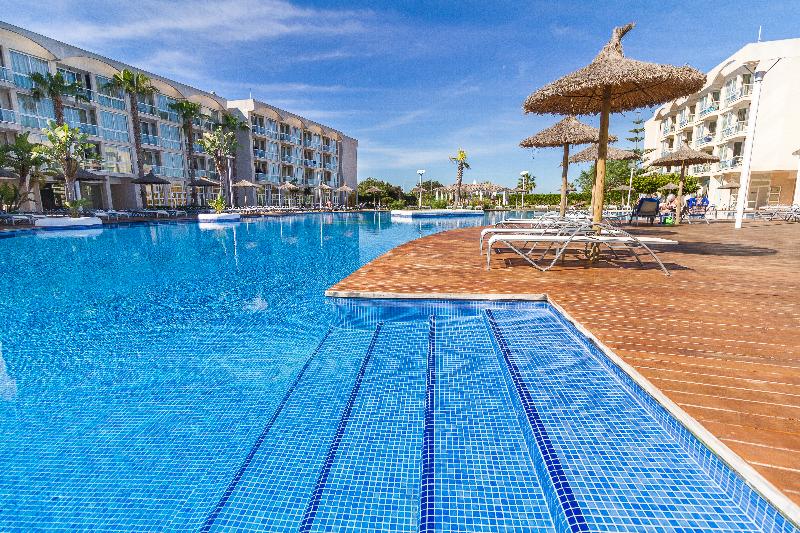 Eix Alzinar Mar Suites Adults Only Pool