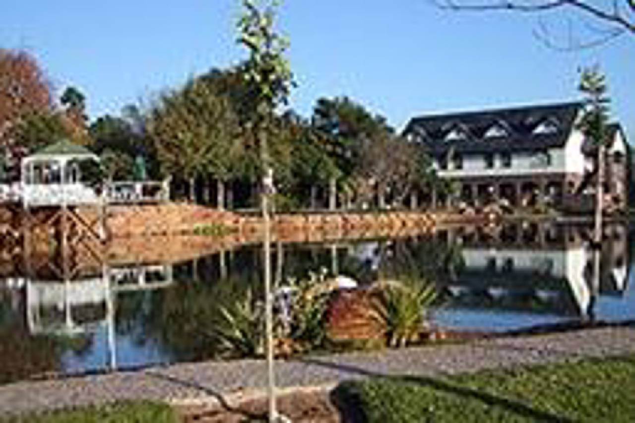 Gooderson Fabz Garden Hotel & Conference Centre